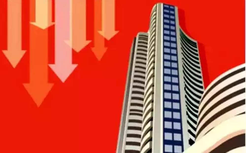 शेयर बाजार में कोहराम … 1062 अंक गिरा Sensex, निफ्टी 22000 के नीचे, झटके में 7 लाख करोड़ डूबे