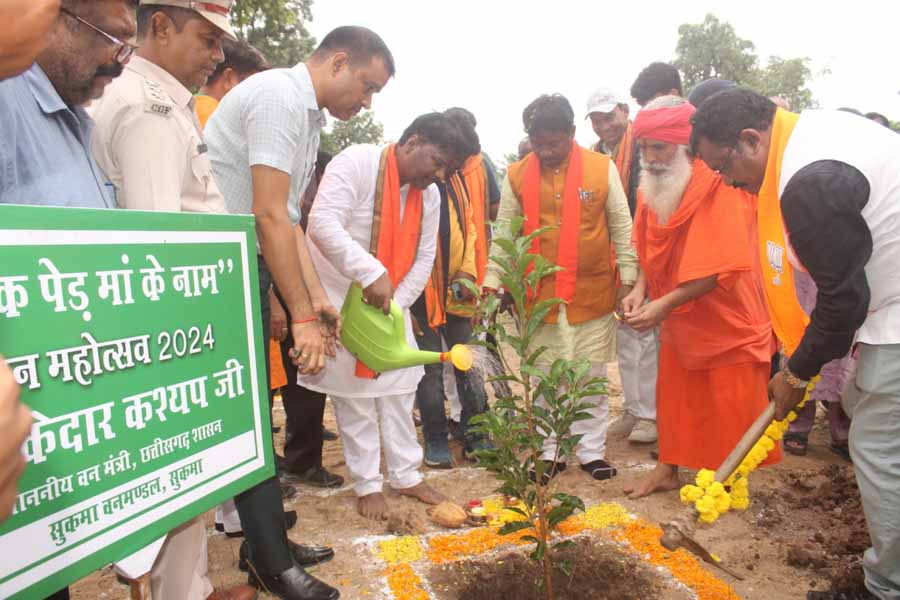 पर्यावरण संरक्षण के लिए ज्यादा से ज्यादा पौधारोपण करें: वनमंत्री केदार कश्यप