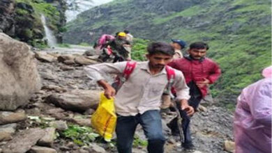 उत्तराखंड में इस बार मानसून ने आते ही अपना रौद्र रूप दिखाना शुरू कर दिया, तवाघाट में फंसे 23 यात्रियों को किया रेस्क्यू