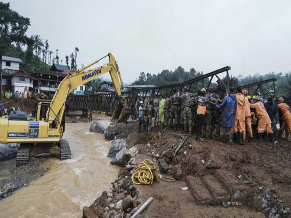 भूस्खलन के कारण वायनाड में आईएमडी ने दिया बड़ा बयान, कहा- राज्यों को ऑरेंज अलर्ट जारी होने पर ही एक्शन ले लेना चाहिए