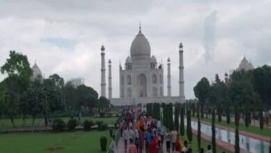 ताजमहल में अब मुख्य गुंबद पर पानी की बोतल ले जाने की सुविधा मिल सकेगी, सावन के महीने में ASI ने लगाई थी रोक