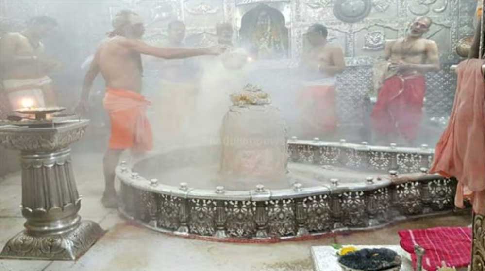 उज्जैन महाकाल मंदिर में बदलेगा भस्मारती दर्शन का नियम,जानिए अब कब से लाइन में लगना होगा