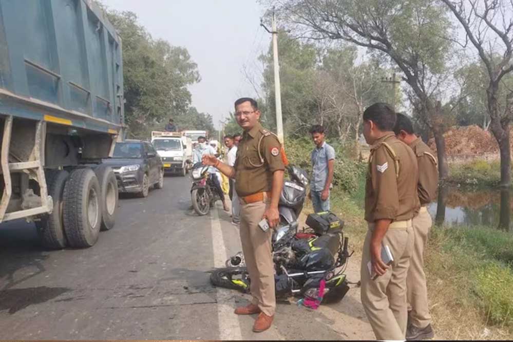 फिरोजाबाद में भीषण रोड एक्सीडेंट … ट्रक से जा टकराई सवारियों से भरी बस, 5 की मौत