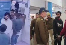 विदिशा जिले के अस्पताल में डॉक्टर से मारपीट, पुलिस ने बदमाशों का निकाला जुलूस