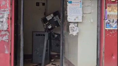 कलेक्टर कार्यालय के परिसर स्थित एटीएम को लूटने का प्रयास, पुलिस ने धरदबोचा कलेक्टर कार्यालय के परिसर स्थित एटीएम को लूटने का प्रयास, पुलिस ने धरदबोचा