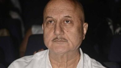 अहमदाबाद विमान हादसे पर अनुपम खेर हुए भावुक, बोले-‘ये हादसा सिर्फ खबर नहीं, दुखों का पहाड़ है’