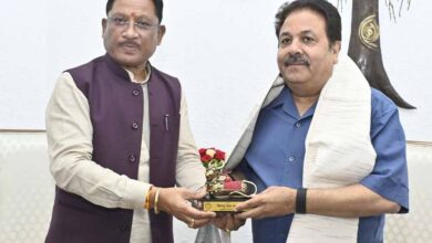 बीसीसीआई उपाध्यक्ष राजीव शुक्ला ने सीएम साय से की सौजन्य मुलाकात बीसीसीआई उपाध्यक्ष राजीव शुक्ला ने सीएम साय से की सौजन्य मुलाकात