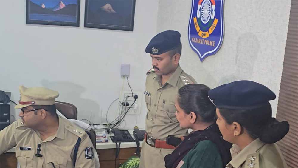 गुजरात की चर्चित सोशल मीडिया इन्फ्लुएंसर कीर्ति पटेल को सूरत पुलिस ने किया गिरफ्तार, जाने मामला