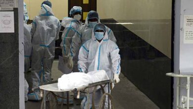 दिल्ली में बढ़ते कोरोना के नए मामलों के बीच हुई चौथी मौत दिल्ली में बढ़ते कोरोना के नए मामलों के बीच हुई चौथी मौत