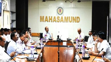 महासमुंद : सीईओ श्री एस आलोक ने जन चौपाल में सुनी आम जनों की समस्याएं महासमुंद : सीईओ श्री एस आलोक ने जन चौपाल में सुनी आम जनों की समस्याएं