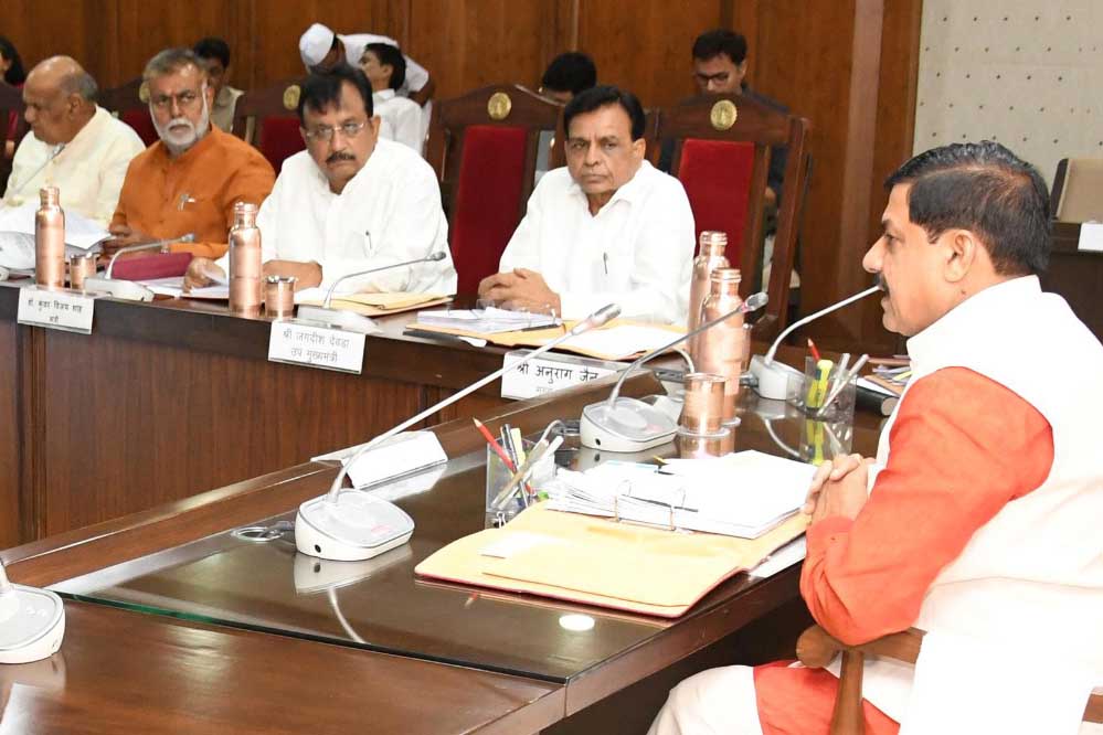 प्रदेश की 20 हजार 600 सुदूर बसाहटों को मुख्य मार्ग से जोड़ने 21 हजार 630 करोड़ रूपये की सैद्धांतिक स्वीकृति