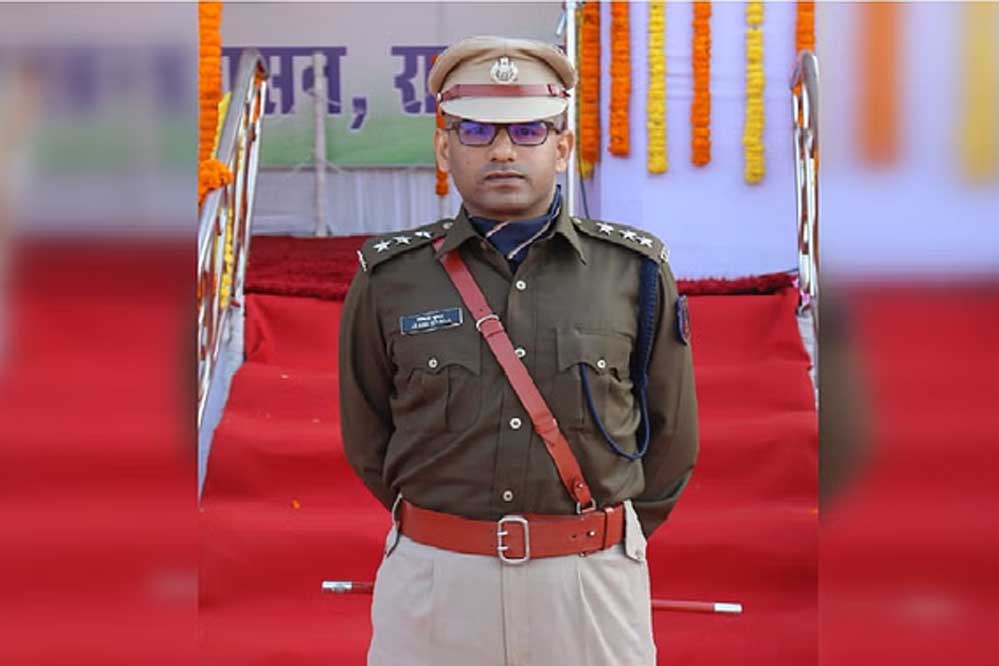 छत्तीसगढ़ के 8 IPS अधिकारियों का ट्रांसफर, अब ‘खतरनाक’ जगह हुई पोस्टिंग छत्तीसगढ़ के 8 IPS अधिकारियों का ट्रांसफर, अब ‘खतरनाक’ जगह हुई पोस्टिंग