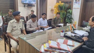 कलेक्टर ने की बाढ़ राहत तैयारियों की समीक्षा, आपदा से निपटने हमेशा तैयार रहें बचाव दल