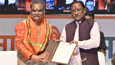 सीएम साय ने स्टेट बेवरेजेस कार्पोरेशन के अध्यक्ष के शपथ ग्रहण समारोह में कहा- आबकारी विभाग में 90 उप निरीक्षक, 200 आरक्षकों की होगी भर्ती सीएम साय ने स्टेट बेवरेजेस कार्पोरेशन के अध्यक्ष के शपथ ग्रहण समारोह में कहा- आबकारी विभाग में 90 उप निरीक्षक, 200 आरक्षकों की होगी भर्ती