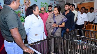 मंत्री लक्ष्मी राजवाड़े ने किया ‘सेवा भारतीय मातृ छाया शिशु गृह’ का निरीक्षण मंत्री लक्ष्मी राजवाड़े ने किया ‘सेवा भारतीय मातृ छाया शिशु गृह’ का निरीक्षण