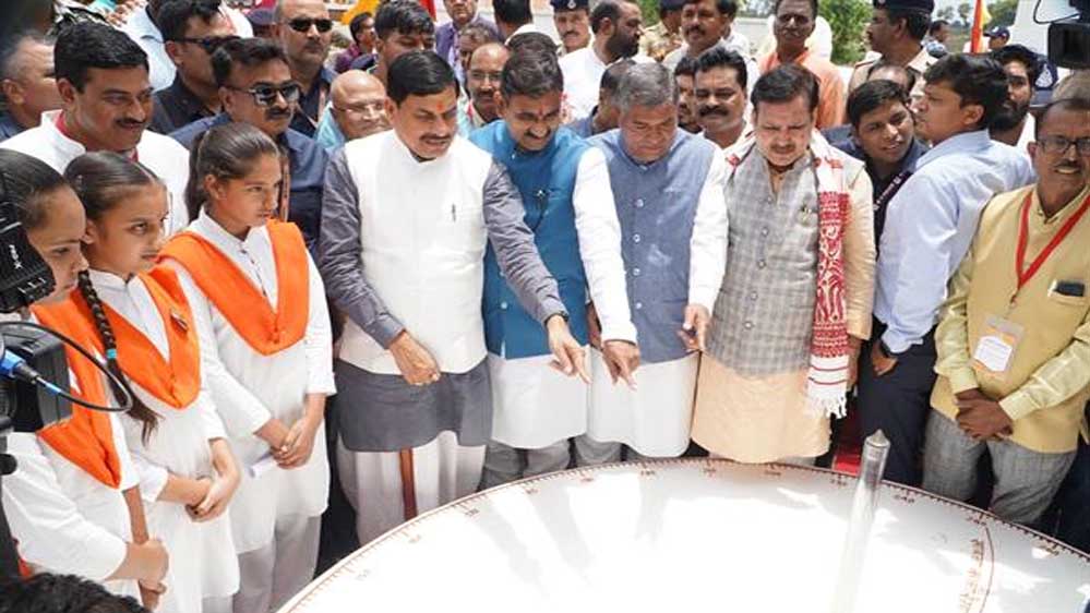 मुख्यमंत्री डॉ. यादव बने शिक्षक