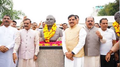 डॉ. श्यामा प्रसाद मुखर्जी ने पद की लालसा न रखते हुए देश की अखंडता के लिए किया कार्य : मुख्यमंत्री डॉ. यादव डॉ. श्यामा प्रसाद मुखर्जी ने पद की लालसा न रखते हुए देश की अखंडता के लिए किया कार्य : मुख्यमंत्री डॉ. यादव