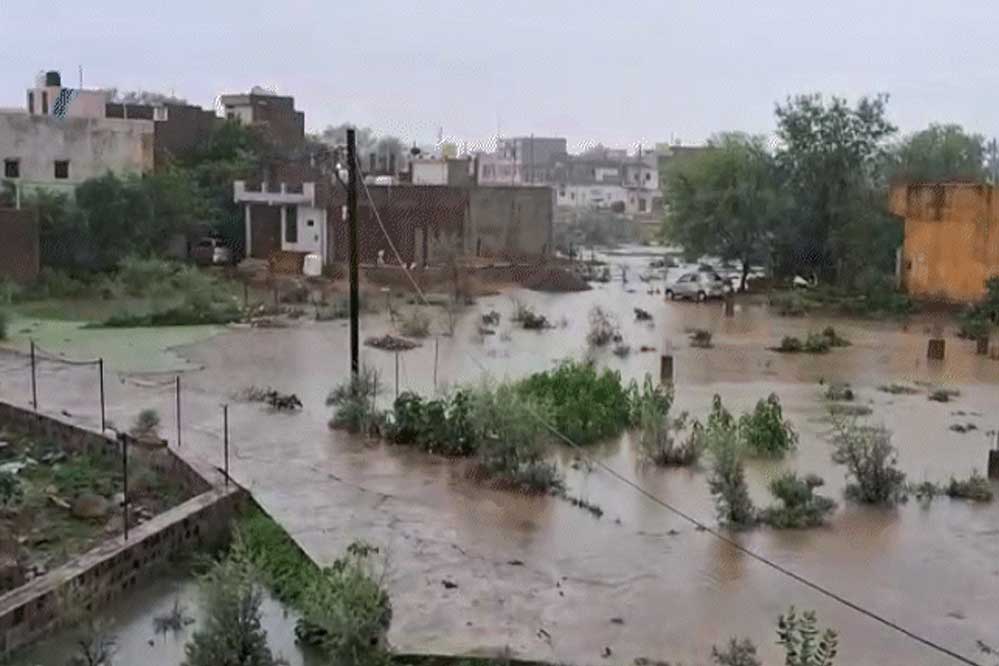 मध्यप्रदेश में बारिश का स्ट्रॉन्ग सिस्टम…शिवपुरी-श्योपुर में रेड अलर्ट, भोपाल-जबलपुर में भी गिरेगा पानी