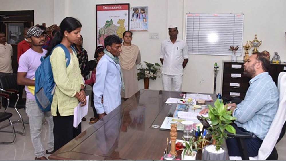 एमसीबी : खाली कार्टून क्रय करने संक्षिप्त निविदा