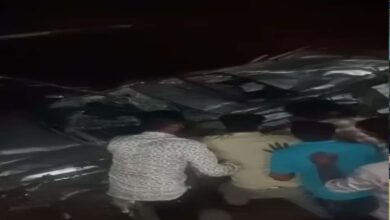 अकोला में दर्दनाक सड़क हादसा! पुल की रेलिंग तोड़ते हुए 30 फीट नीचे गिरी, 3 लोगों की मौत