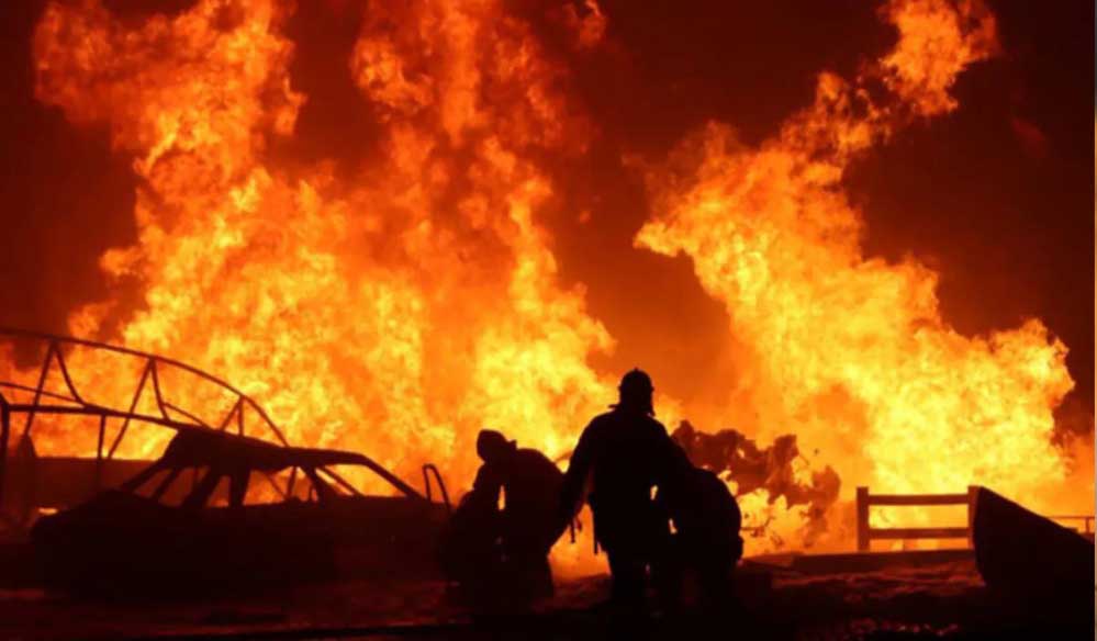 राजधानी हैदराबाद में केमिकल से भरे एक टैंकर में भीषण विस्फोट, 10 लोगों की मौत, कई घायल