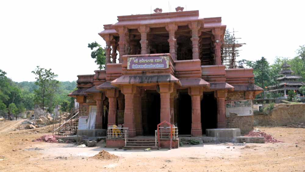 पाटेश्वर आश्रम में भव्य एवं विशाल माँ कौशल्या धाम का निर्माण अंतिम चरण में पाटेश्वर आश्रम में भव्य एवं विशाल माँ कौशल्या धाम का निर्माण अंतिम चरण में