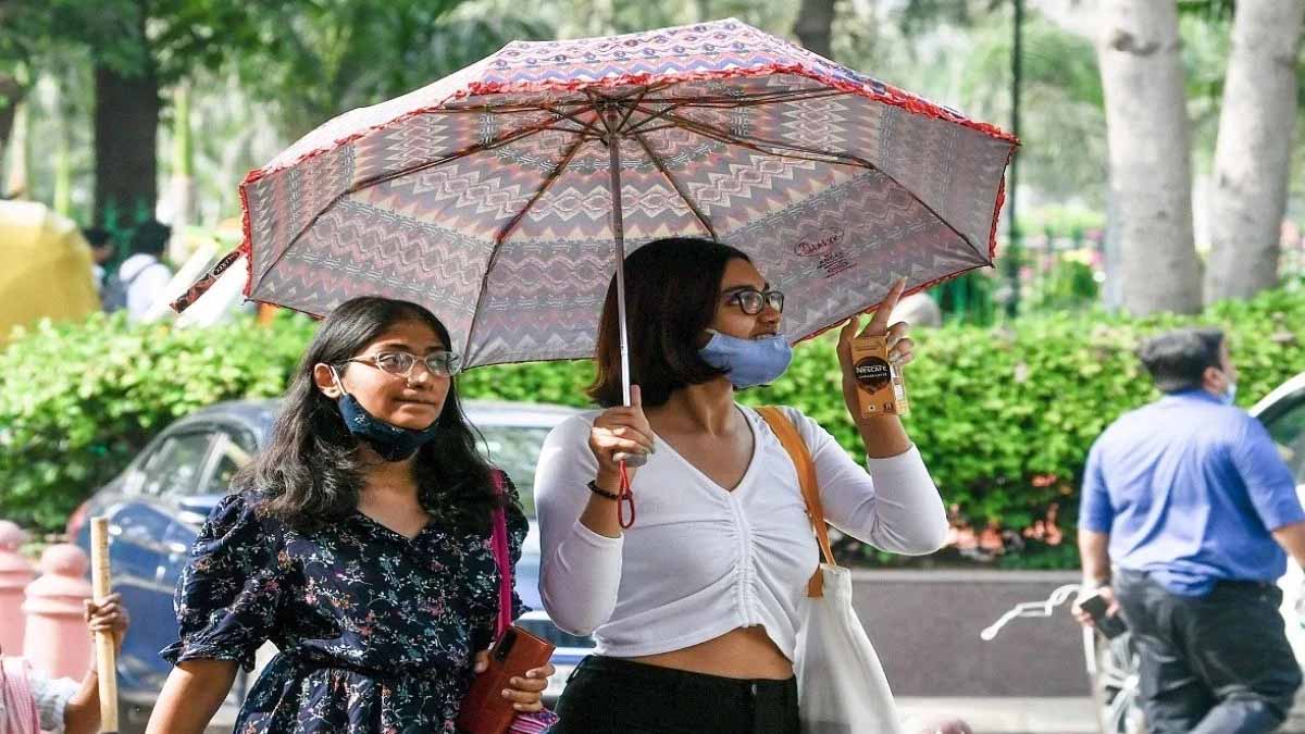 MP के 20 शहरों में पारा 40 के पार, नौगांव में 44.8 डिग्री सेल्सियस पहुंचा तापमान MP के 20 शहरों में पारा 40 के पार, नौगांव में 44.8 डिग्री सेल्सियस पहुंचा तापमान