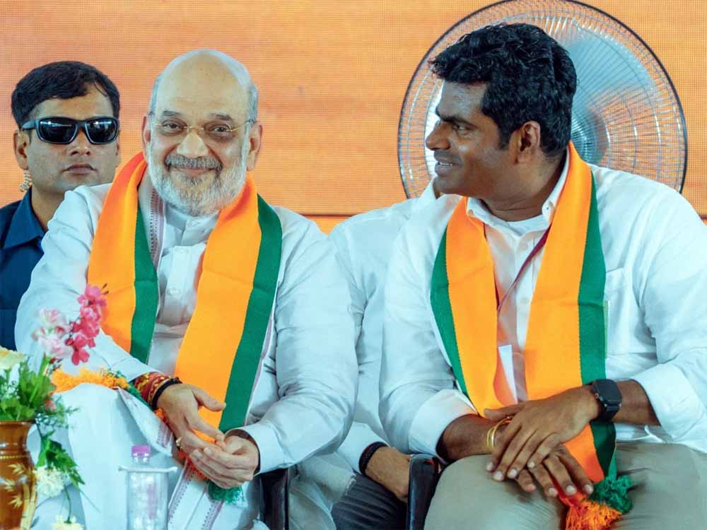 अमित शाह के ‘प्लान बी’ से NDA में हलचल! पूर्व CM EPS की नाराज़गी बढ़ी