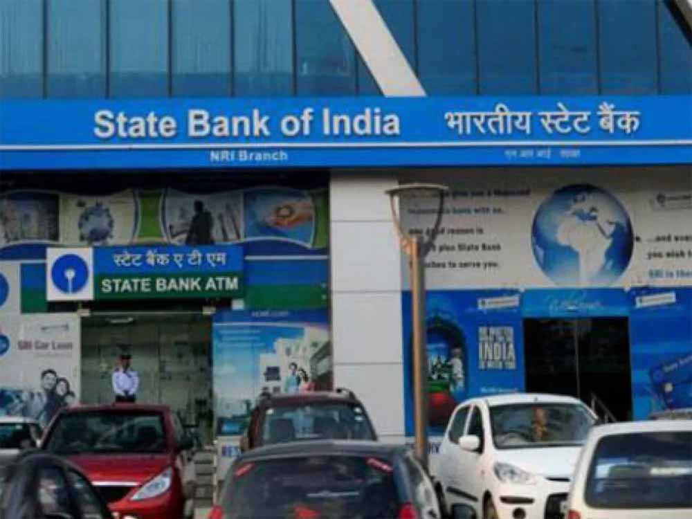 जून के महीने में भी कई बड़े त्योहार हैं जिसकी वजह से बैंक कर्मियों की छुट्टी रहेगी, 12 दिन बंद रहेंगे बैंक