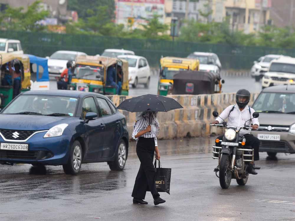 देश के कई हिस्सों में पिछले 24 घंटे में बारिश दर्ज की गई, हफ्ते भर होगी झमाझम बारिश, यूपी से लेकर बंगाल तक अलर्ट