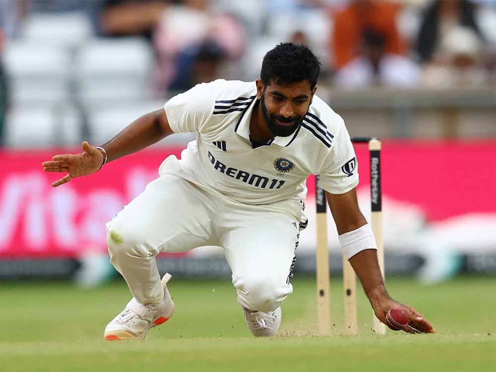 आकाश चोपड़ा ने कहा- आपने इस बात को गुप्त क्यों नहीं रखा कि जसप्रीत बुमराह कितने मैच इंग्लैंड में खेलेंगे?