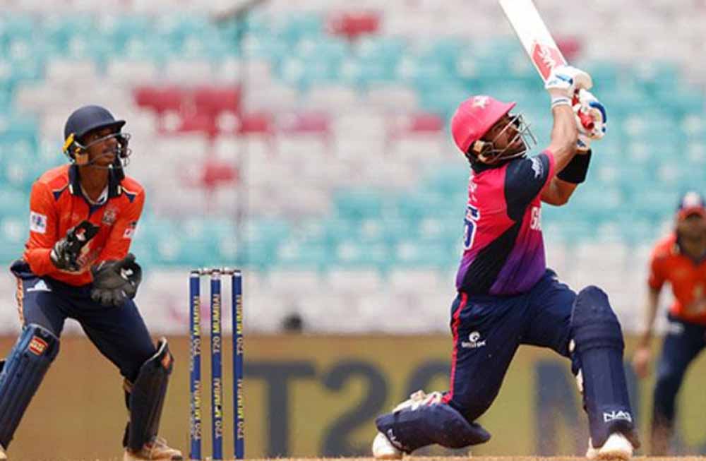 सुवेद पारकर और विक्रांत औती की अर्धशतकीय पारियों के दम पर बांद्रा ब्लास्टर्स सेमीफाइनल में पहुंचा