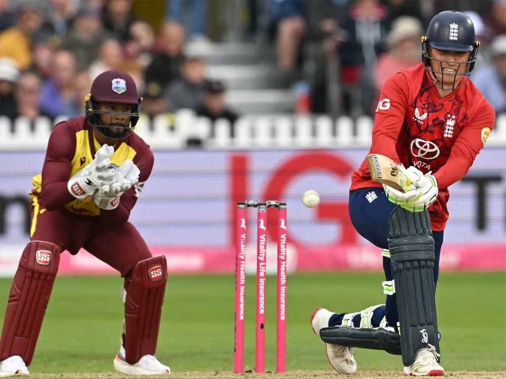 इंग्लैंड के बल्लेबाज टॉम बैंटन फिर चर्चा में, ब्रायन लारा का रिकॉर्ड तोड़ने से चूके, खेली तूफानी पारी