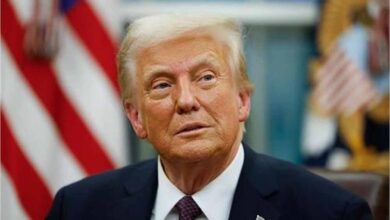 डोनाल्ड ट्रम्प के सत्ता में रहते हुए भी वह अपने और अपने करीबी सहयोगियों के आर्थिक हितों को प्राथमिकता दे रहे डोनाल्ड ट्रम्प के सत्ता में रहते हुए भी वह अपने और अपने करीबी सहयोगियों के आर्थिक हितों को प्राथमिकता दे रहे