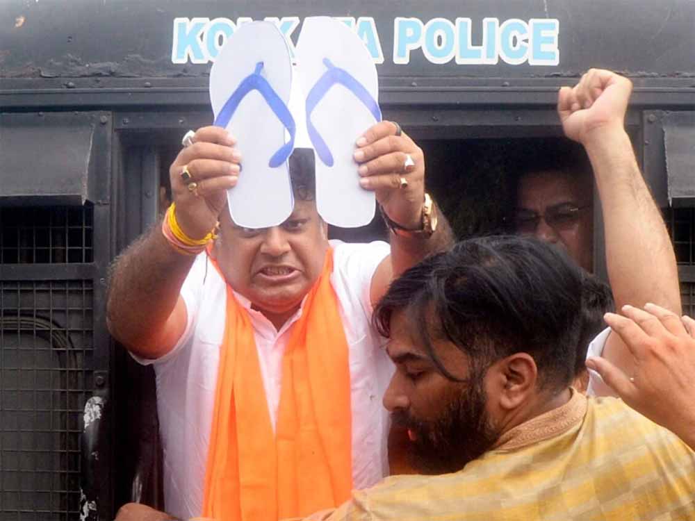 कोलकाता गैंगरेप केस पर बीजेपी का हल्लाबोल, केंद्रीय मंत्री सुकांत मजूमदार हिरासत में