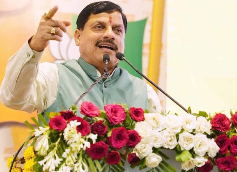 मुख्यमंत्री डॉ. यादव ने राष्ट्रगीत के रचयिता श्री बंकिम चंद्र का किया स्मरण