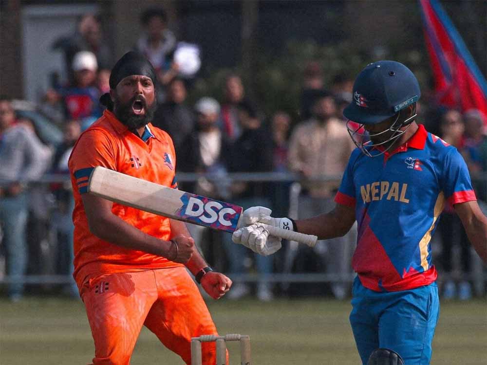 नीदरलैंड ने नेपाल के खिलाफ ट्राई सीरीज में एक धमाकेदार जीत हासिल की, एक ही मैच में तीन बार हुआ सुपर ओवर