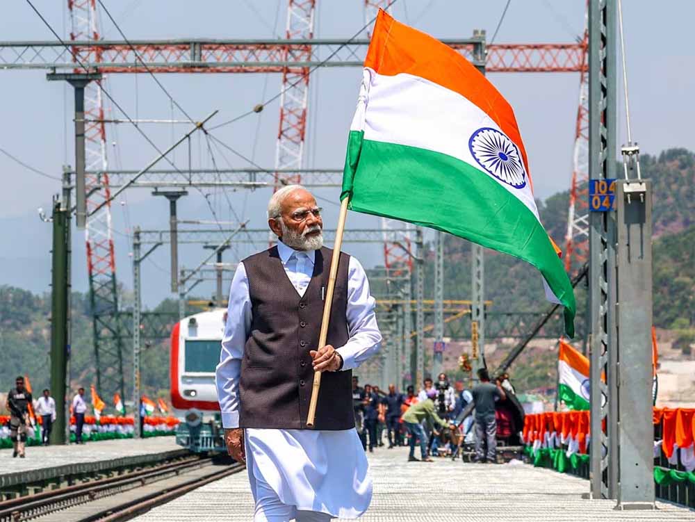 पहलगाम आतंकी हमले को लेकर पीएम मोदी के बयान पर पाक को लगी मिर्ची, आतंकी हमले पर करने लगा बकवास