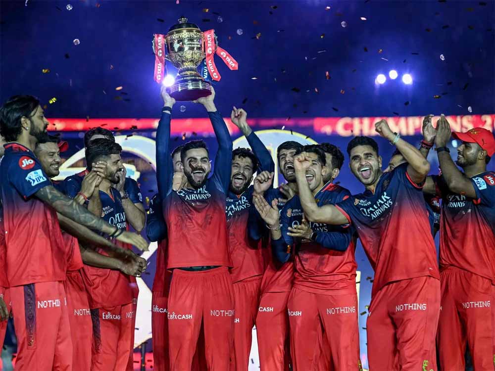 रॉयल चैलेंजर्स बेंगलुरु बनी चैंपियन, 18वां सीजन, 18 रिकॉर्ड, IPL 2025 में वो कारनामे जो पहले कभी नहीं हुए