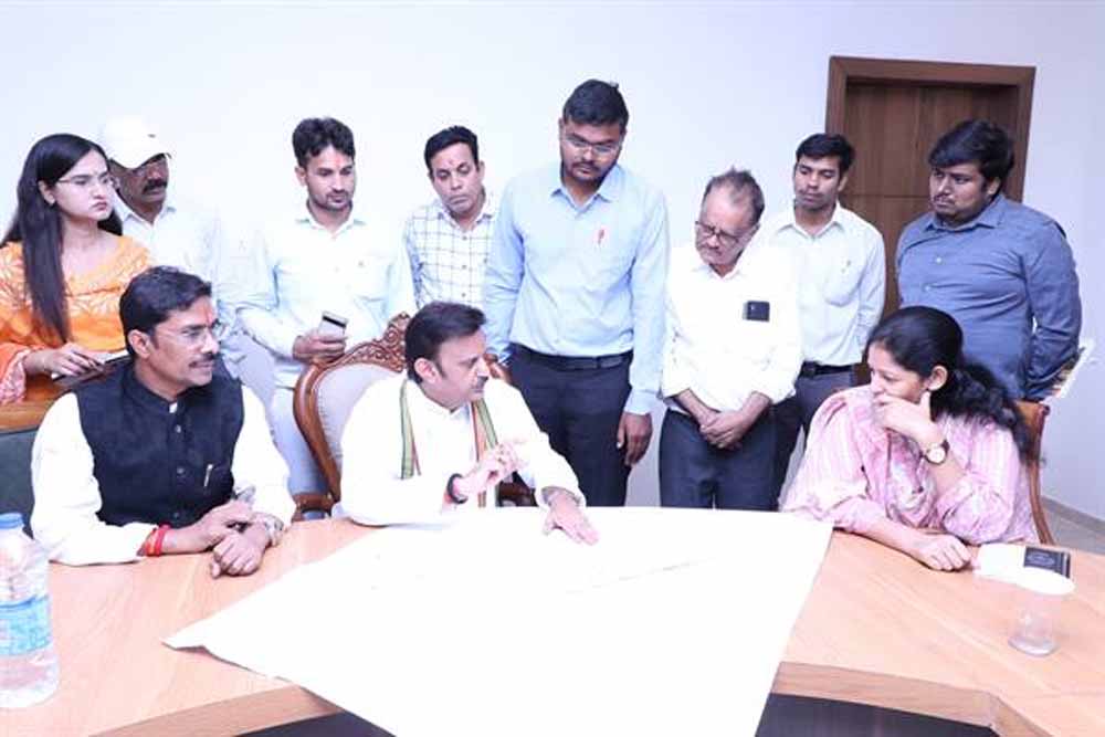 हिनौती गौधाम के निर्माणाधीन कार्यों को समय सीमा में करें पूर्ण : उप मुख्यमंत्री शुक्ल