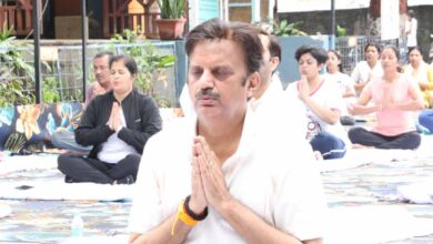 योग शरीर को निरोगी रखने में सहायक, इसे दिनचर्या में शामिल करें : उप मुख्यमंत्री  शुक्ल