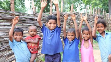 सुशासन की रोशनी से जगमगाया मुदवेंडी गांव, नियद नेल्लानार योजना बनी क्रांतिकारी बदलाव की वाहक