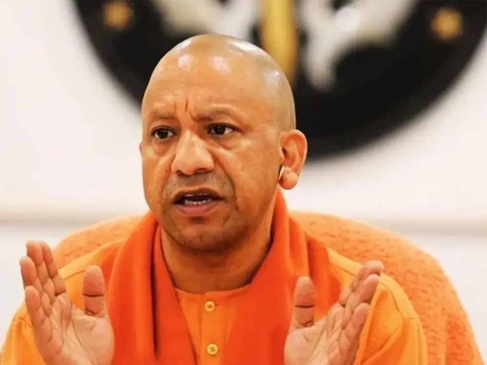 ऐक्शन में आये सीएम योगी, अब स्टाम्प एवं रजिस्ट्रेशन विभाग में स्थानांतरणों पर तत्काल प्रभाव से लगा दी रोक