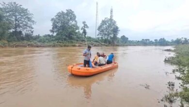 नहाने गया युवक बाढ़ में बहा, रेस्क्यू टीम कर रही तलाश