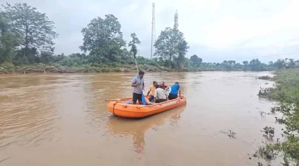 नहाने गया युवक बाढ़ में बहा, रेस्क्यू टीम कर रही तलाश