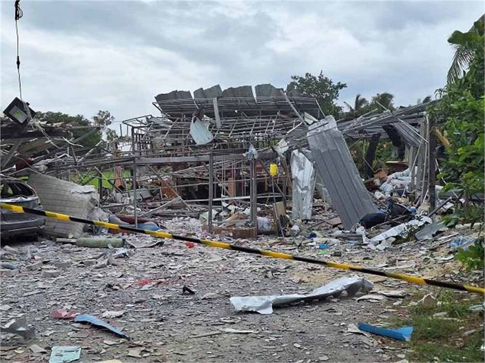 थाईलैंड की पटाखा फैक्ट्री में भीषण धमाका, 9 की मौत; दूर-दूर तक बिखरा मलबा