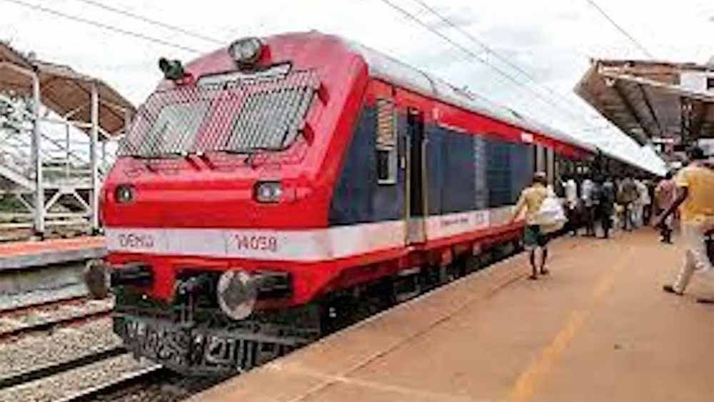 कोरोना काल से बंद की गई लोकल मेमू और डेमू पैसेंजर ट्रेनों का संचालन 15 जुलाई से फिर शुरू कोरोना काल से बंद की गई लोकल मेमू और डेमू पैसेंजर ट्रेनों का संचालन 15 जुलाई से फिर शुरू