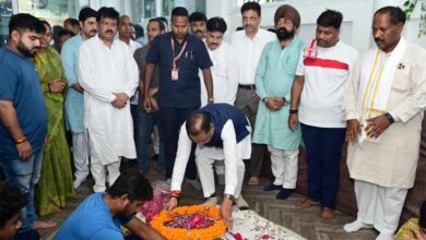 मुख्यमंत्री विष्णु देव साय ने निखिल कश्यप को दी श्रद्धांजलि, परिजनों से की संवेदना व्यक्त