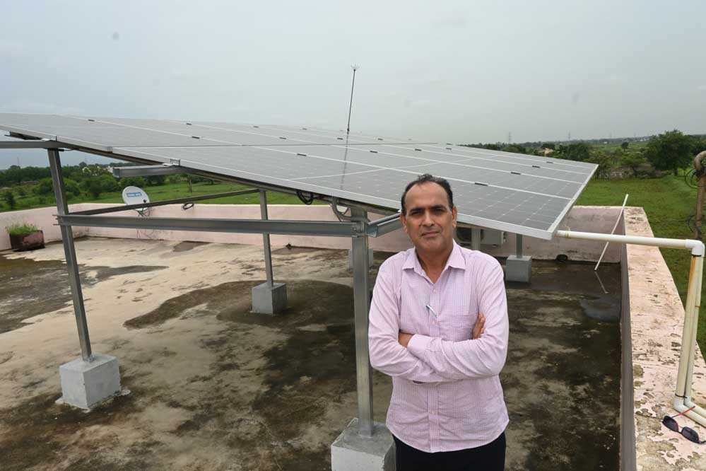 रायपुर : सूरज की तपिश से फैल रहा घर आँगन में उजियारा, प्रधानमंत्री सूर्यघर योजना बनी आमजन के लिए लाभकारी