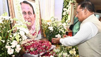 सभी को हँसाने वाला कवि हमें रुलाकर चला गया – मुख्यमंत्री साय